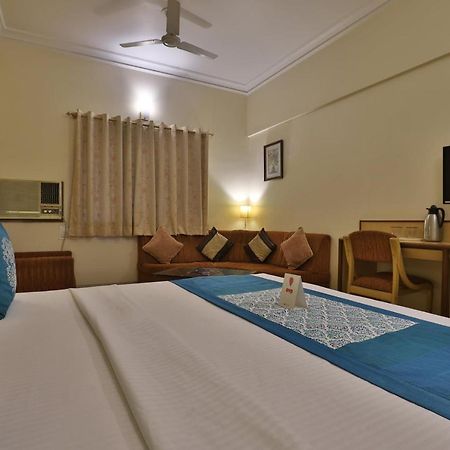 Capital O 1338 Hotel Harmony Rajkot Exterior foto