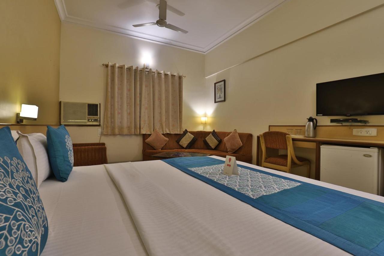 Capital O 1338 Hotel Harmony Rajkot Exterior foto