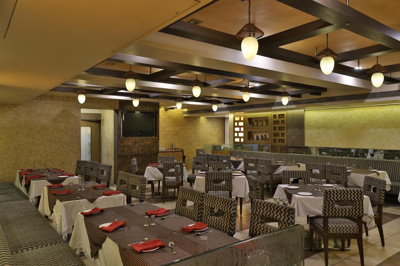 Capital O 1338 Hotel Harmony Rajkot Exterior foto